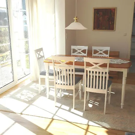 Wildrose Fw 2 Apartment Born